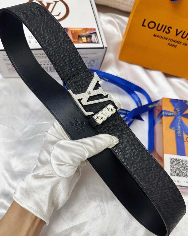 Thermal Louis Vuitton Belts 300525