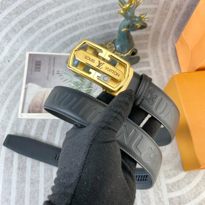 EyeCatching Louis Vuitton Belts 300509