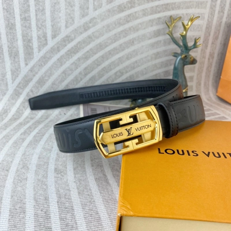 EyeCatching Louis Vuitton Belts 300509