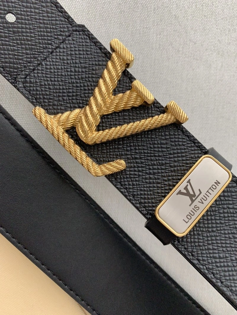 Lightweight Louis Vuitton Belts 300503