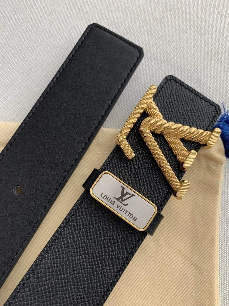 Lightweight Louis Vuitton Belts 300503