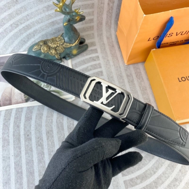 Durable Louis Vuitton Belts 300498