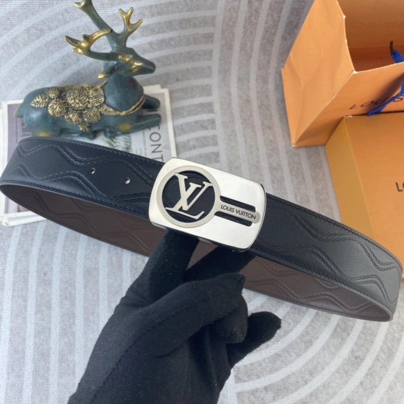 Louis Vuitton Belts Bright 300489