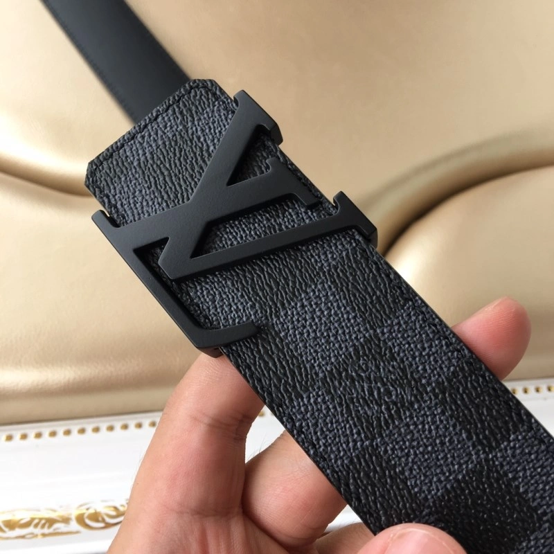 Versatile Louis Vuitton Belts 300440