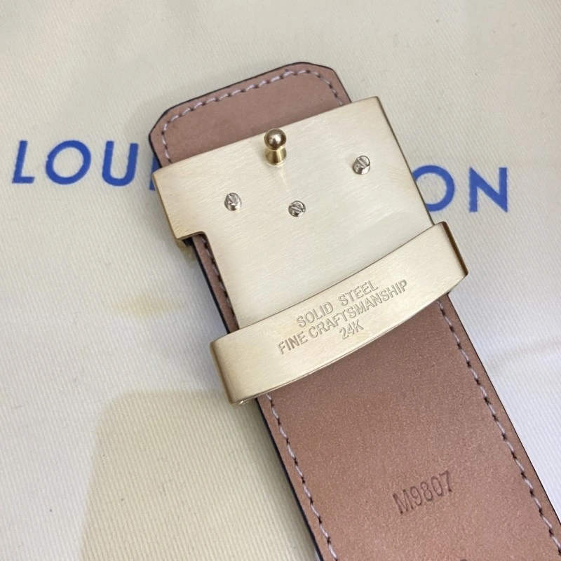 Trendsetting Louis Vuitton Belts 300448