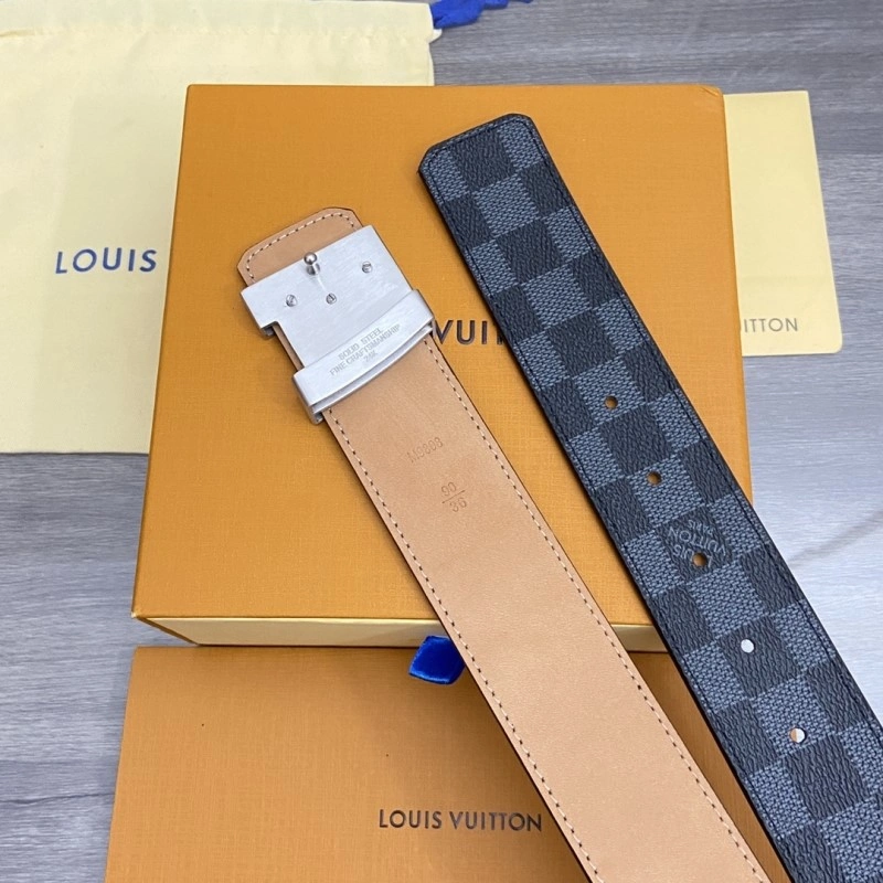 Tailored Louis Vuitton Belts 300454