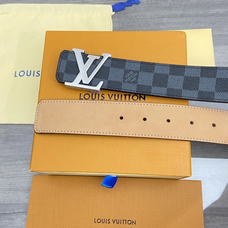 Tailored Louis Vuitton Belts 300454