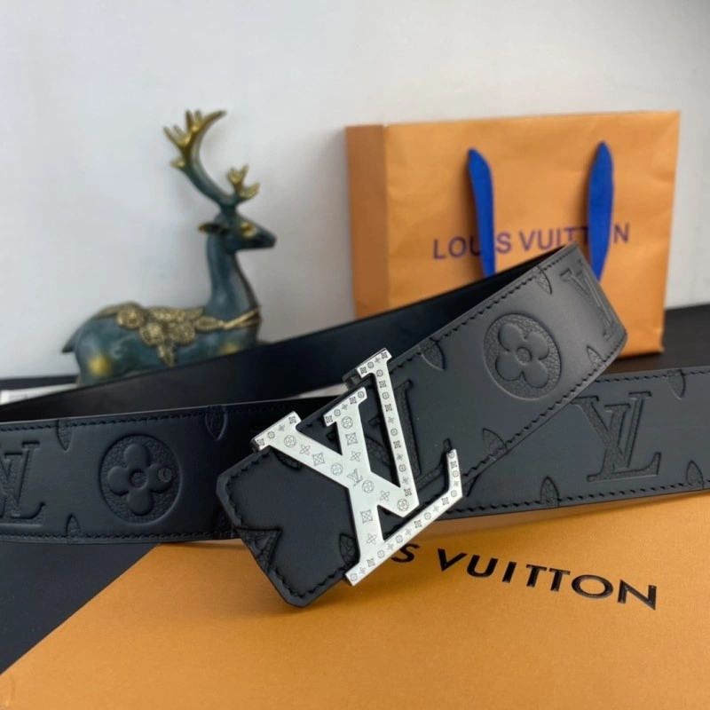 Louis Vuitton Belts Flexible 300429