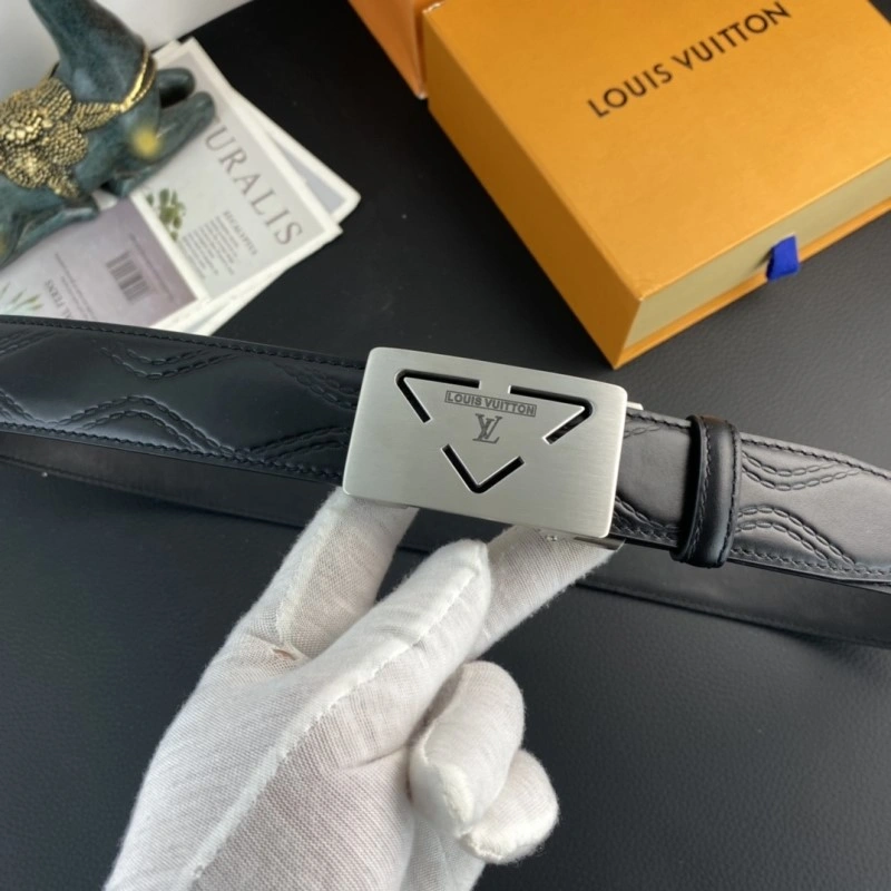 Louis Vuitton Belts Comfortable 300410