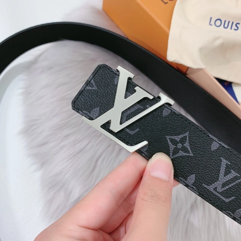 Louis Vuitton Belts Versatile 300397
