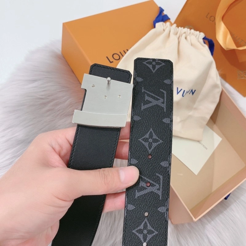 Louis Vuitton Belts Versatile 300397