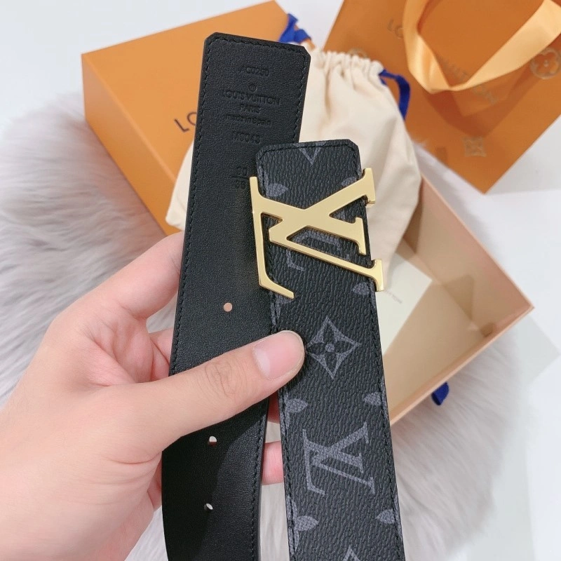 Louis Vuitton Belts Popular 300419