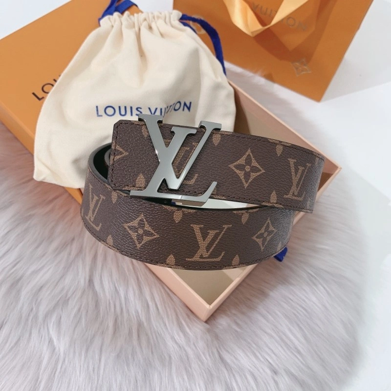 Louis Vuitton Belts Breathable 300404