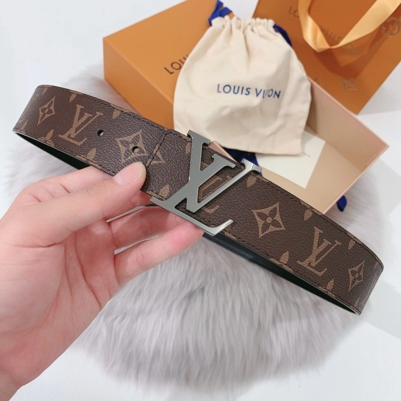 Louis Vuitton Belts Breathable 300404