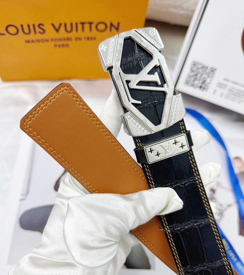 Louis Vuitton Belts SmoothTexture 300379