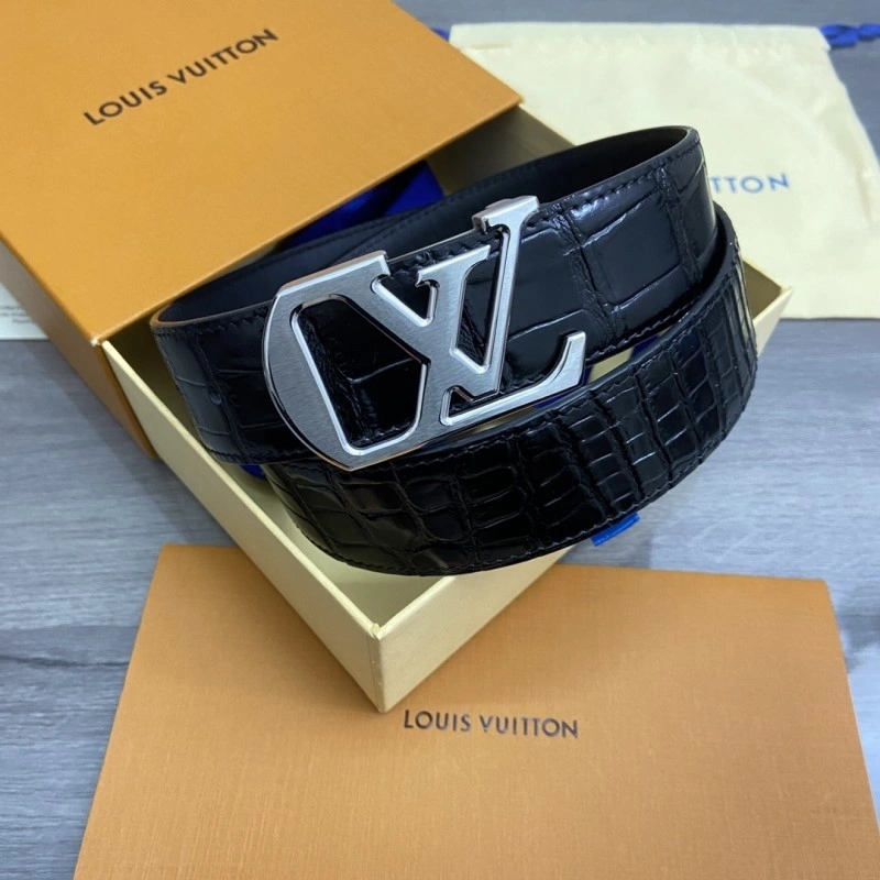 Refined Louis Vuitton Belts 300374