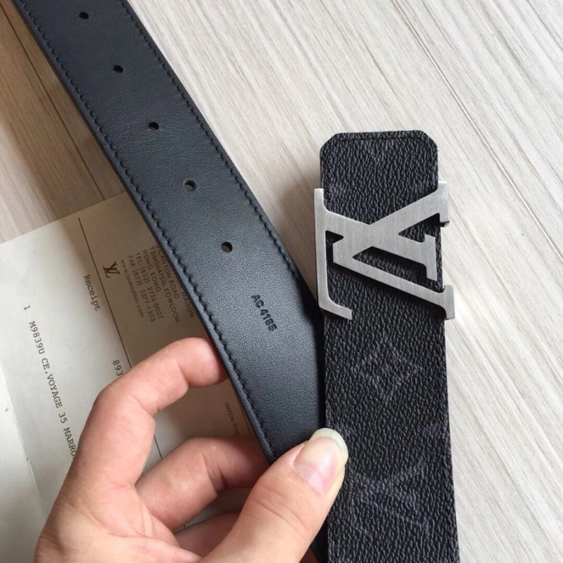 Snug Louis Vuitton Belts 300367