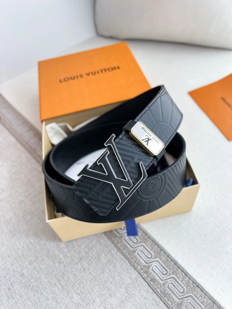 Louis Vuitton Belts Attractive 300358