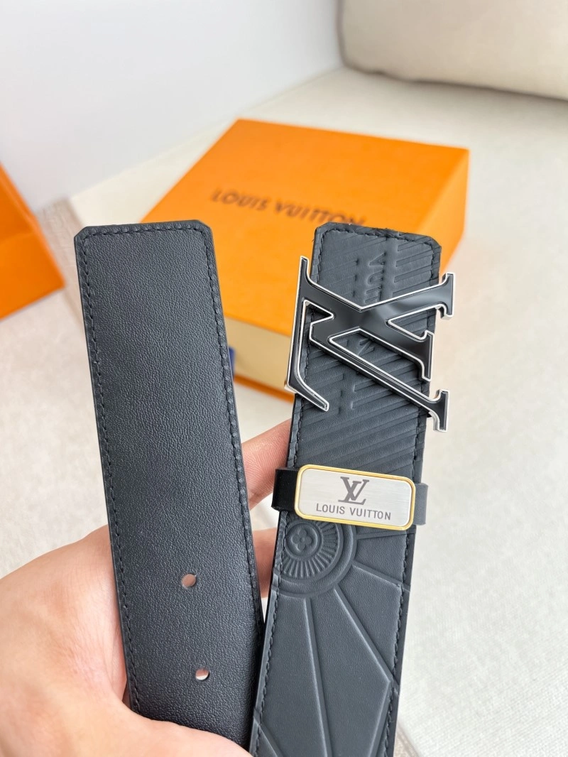 Louis Vuitton Belts Attractive 300358
