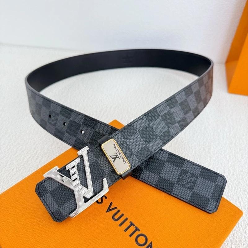Timeless Louis Vuitton Belts 300324