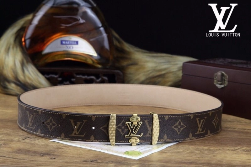 Louis Vuitton Belts Effortless 300337