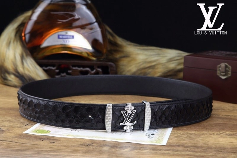 Louis Vuitton Belts TechFriendly 300352