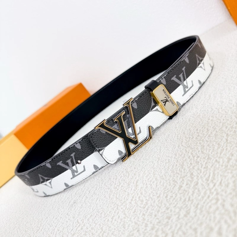 EyeCatching Louis Vuitton Belts 300327