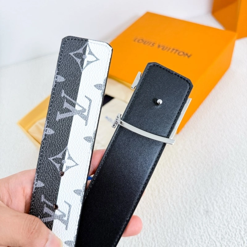 EyeCatching Louis Vuitton Belts 300327