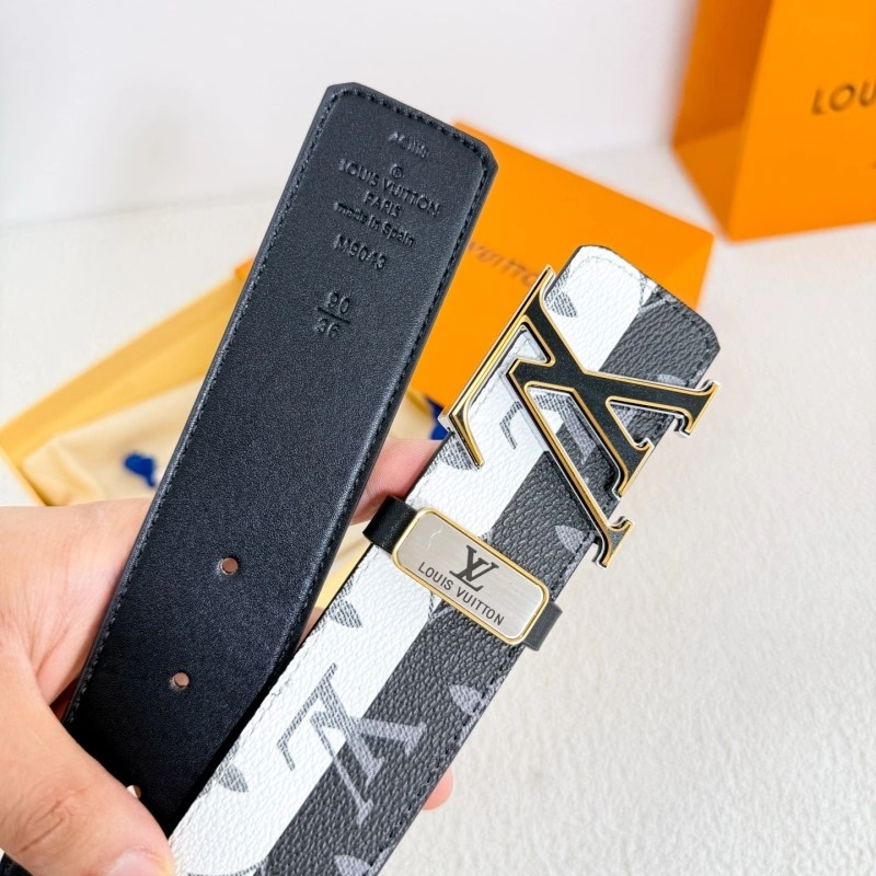 EyeCatching Louis Vuitton Belts 300327