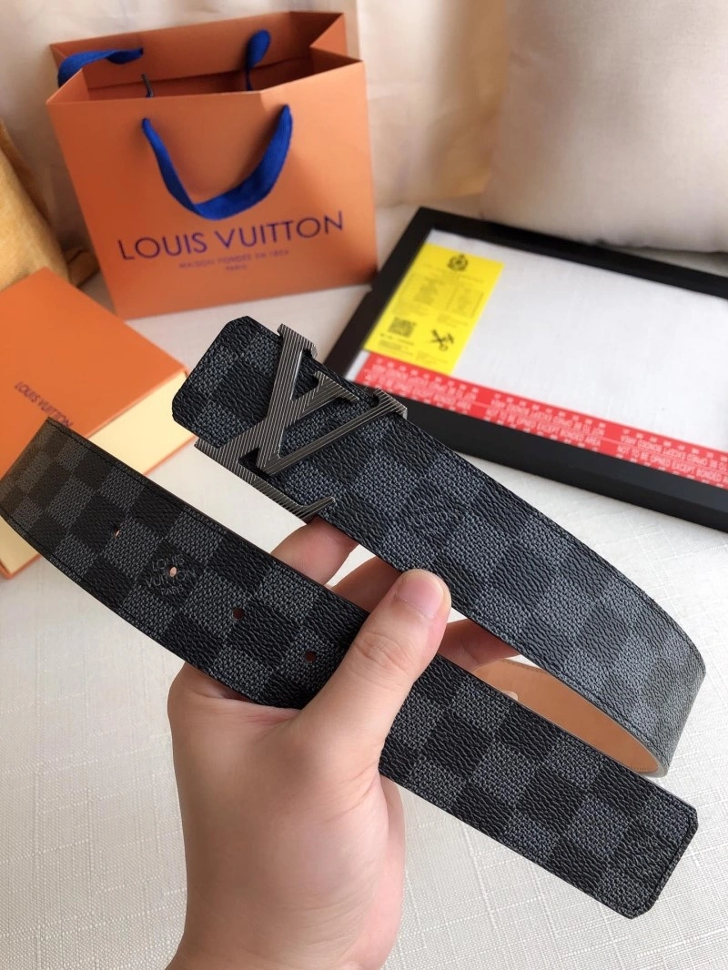 Louis Vuitton Belts GoodFit 300322