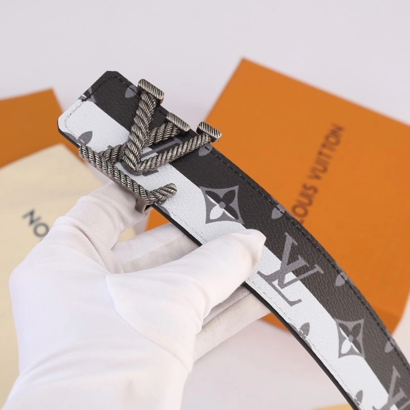 Louis Vuitton Belts WellDesigned 300333