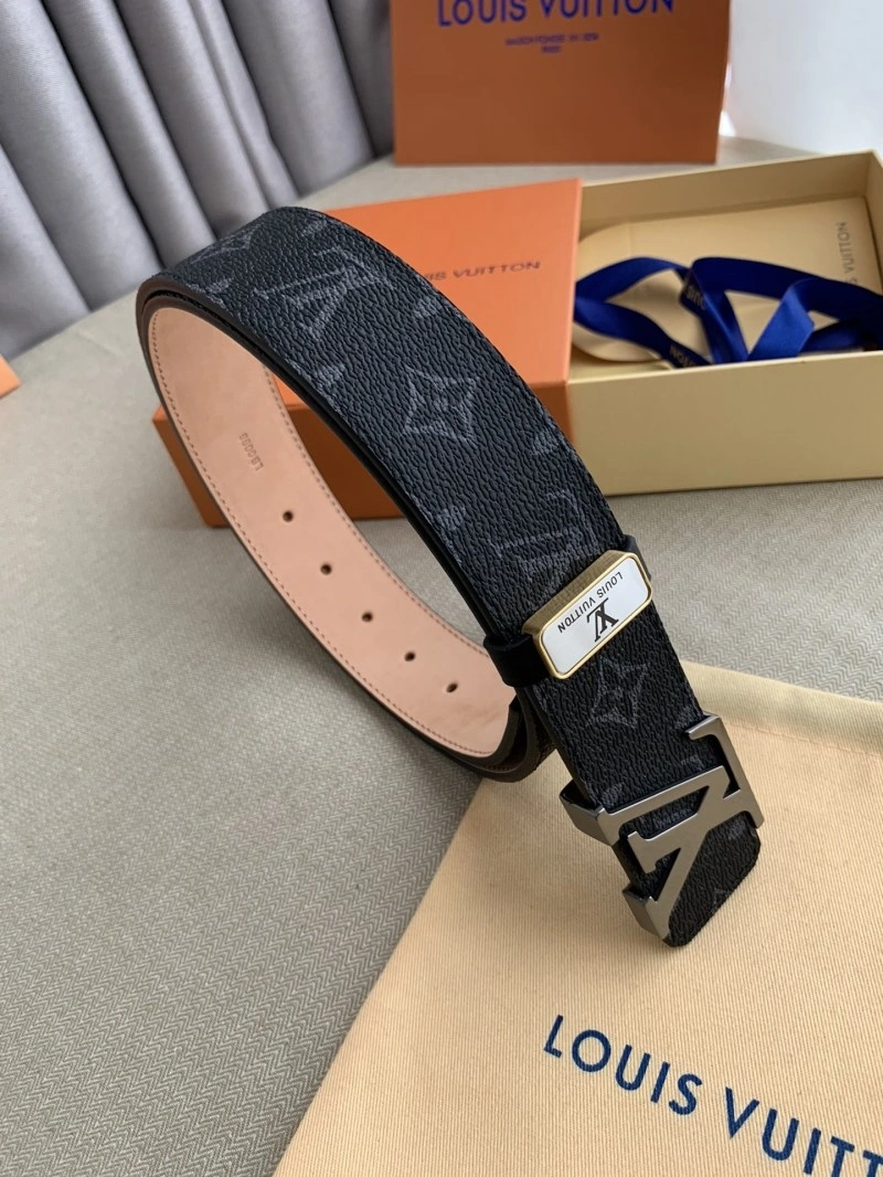 MultiPurpose Louis Vuitton Belts 300318