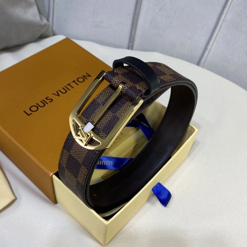Louis Vuitton Belts Bright 300314