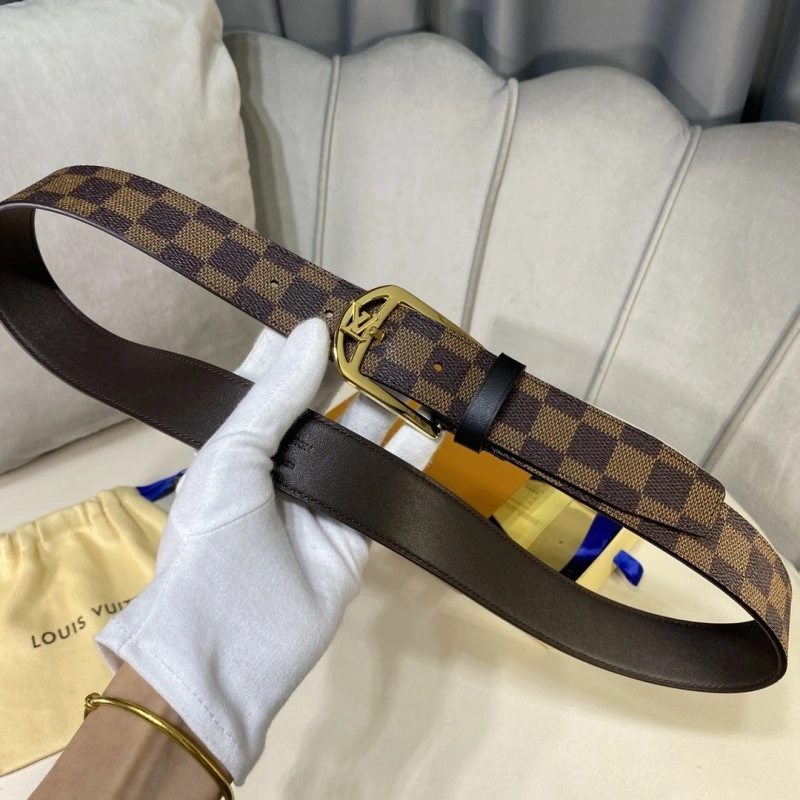 Louis Vuitton Belts Bright 300314