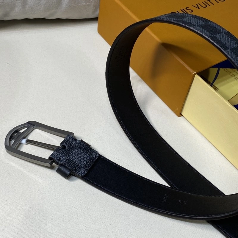 Packable Louis Vuitton Belts 300301
