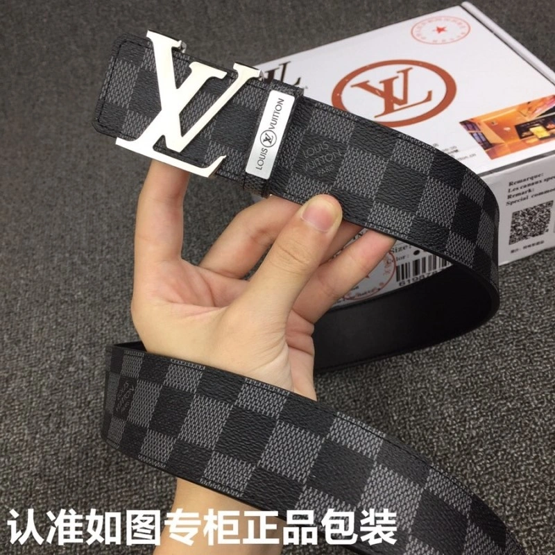 Unisex Louis Vuitton Belts 300304