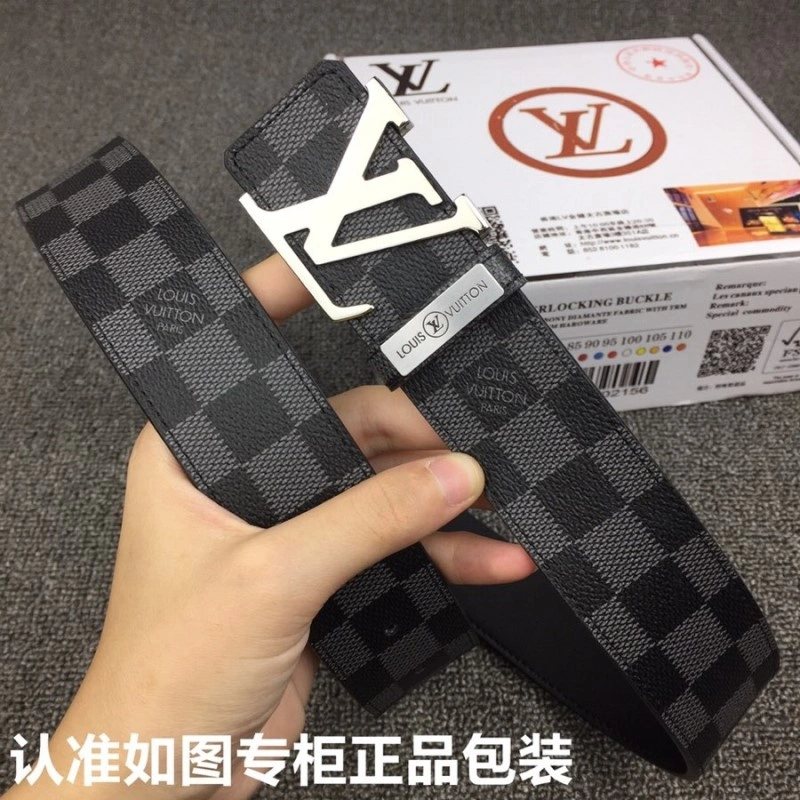 Unisex Louis Vuitton Belts 300304