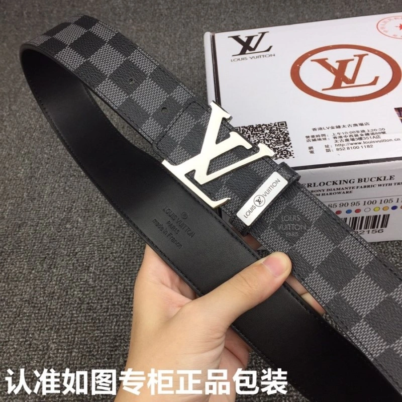 Unisex Louis Vuitton Belts 300304