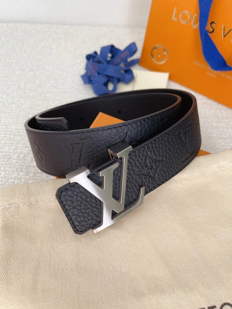 WrinkleFree Louis Vuitton Belts 300296