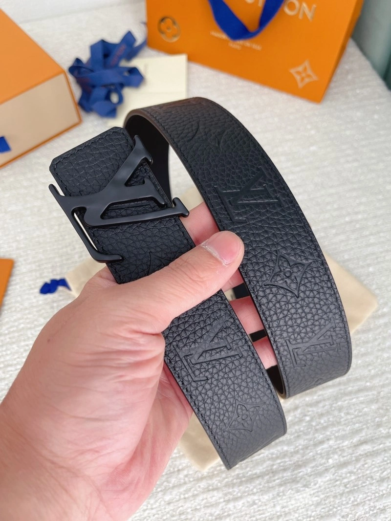 Louis Vuitton Belts Seasonal 300286