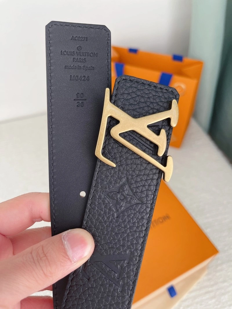 Louis Vuitton Belts Bold 300297