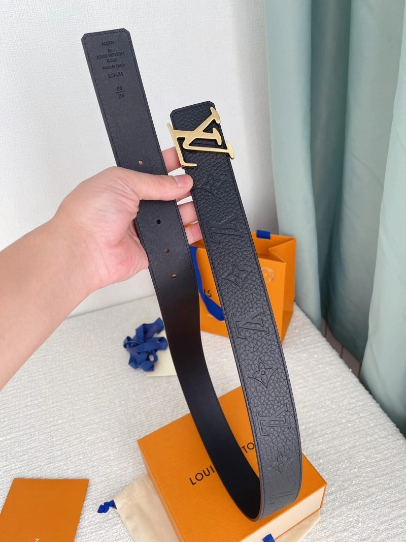 Louis Vuitton Belts Bold 300297
