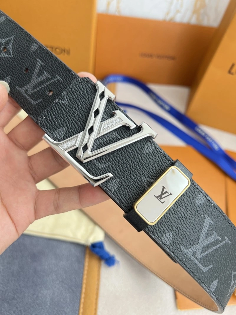 Classic Louis Vuitton Belts 300262