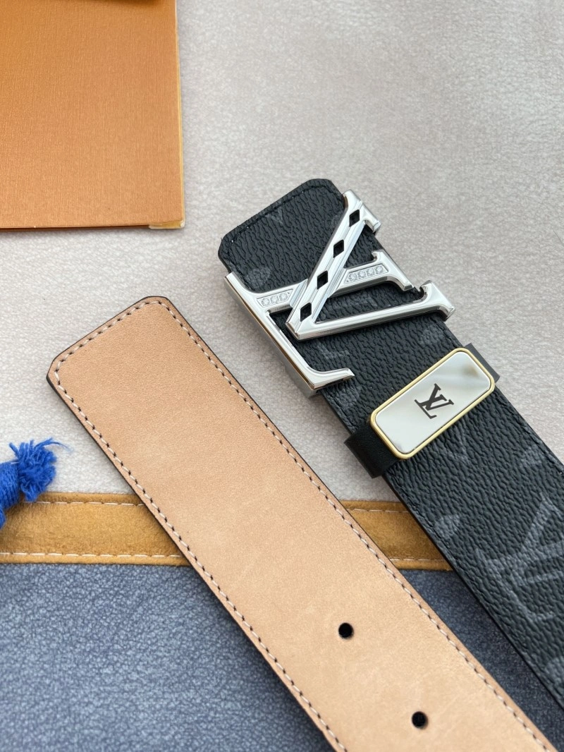 Classic Louis Vuitton Belts 300262