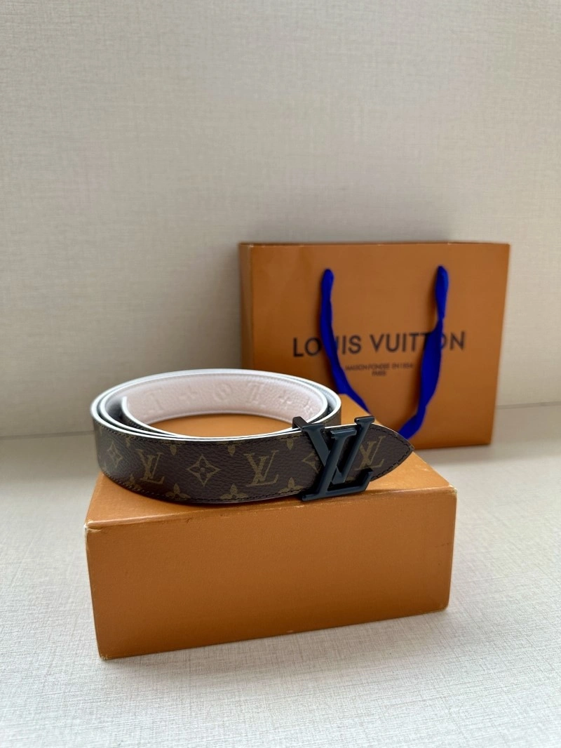 Louis Vuitton Belts AllSeason 300215