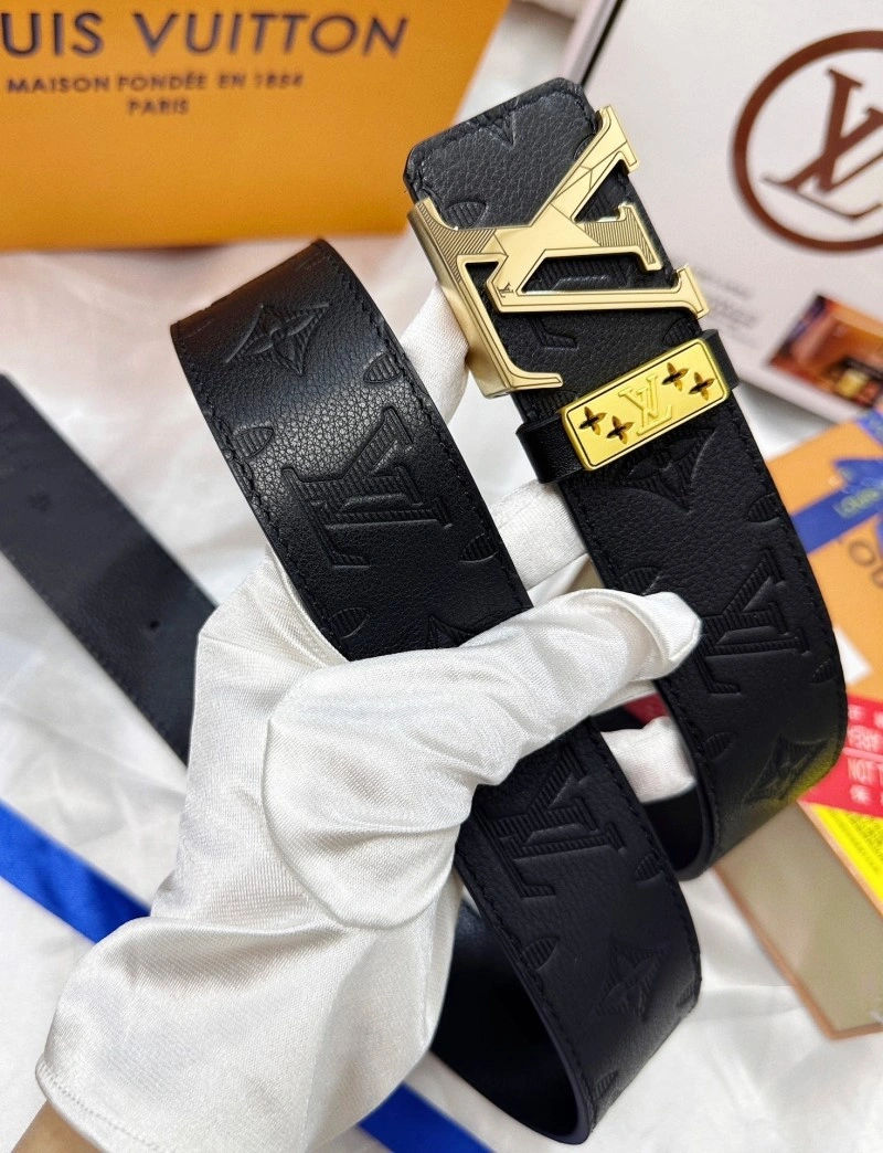 Louis Vuitton Belts Sporty 300177