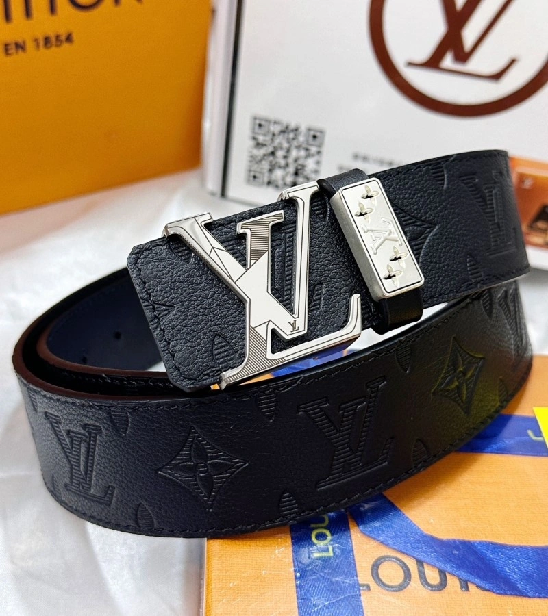 Louis Vuitton Belts Functional 300176