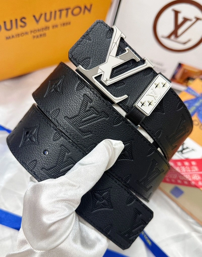 Louis Vuitton Belts Functional 300176