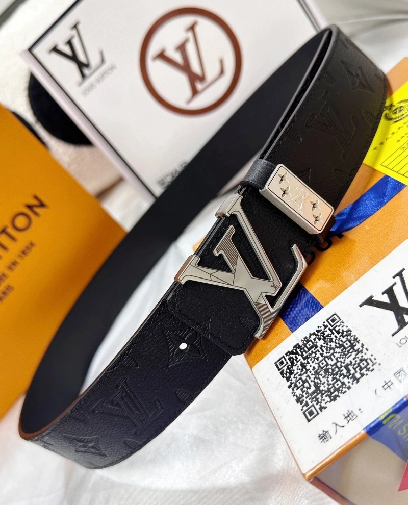 Louis Vuitton Belts Functional 300176