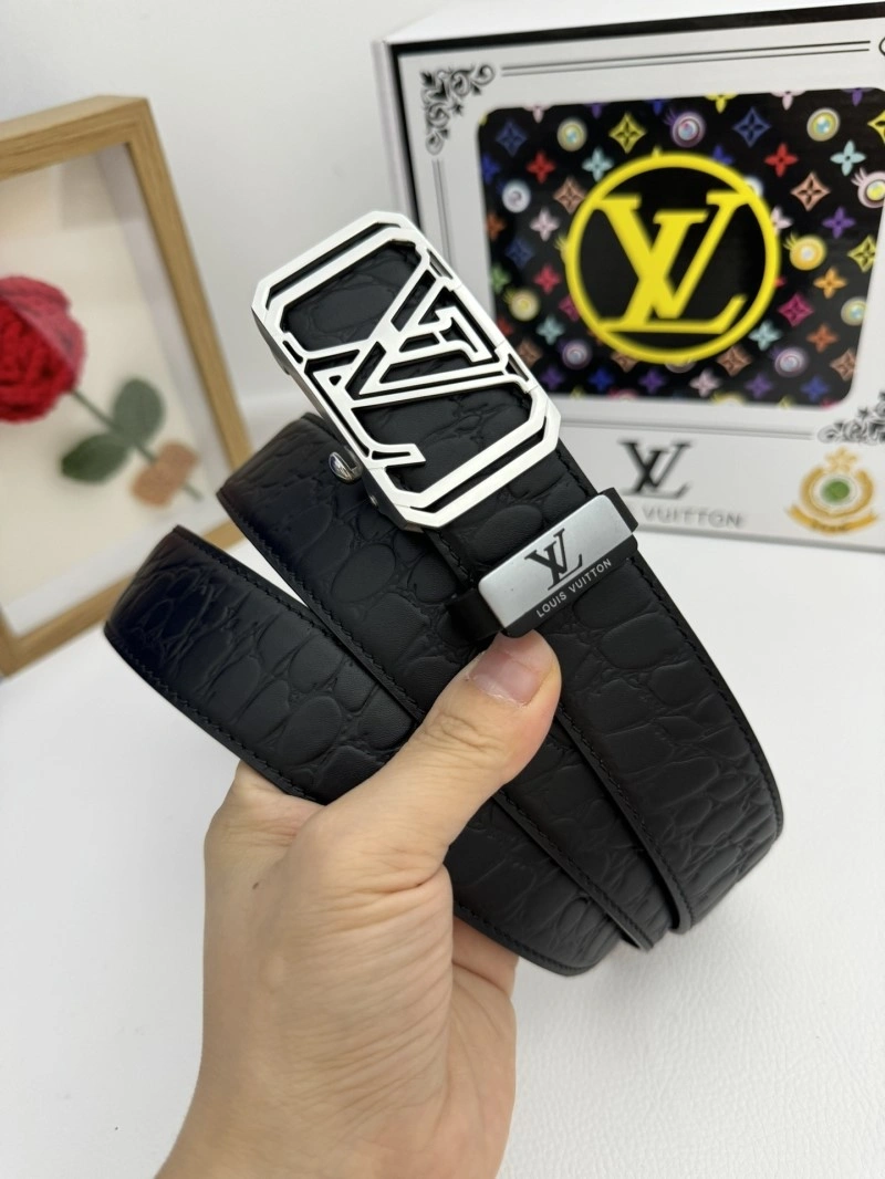 Breathable Louis Vuitton Belts 300187